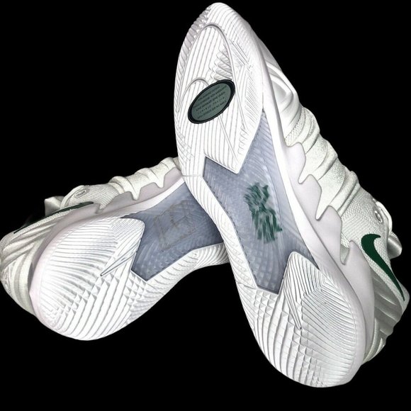 nikecourt air zoom vapor x kyrie 6